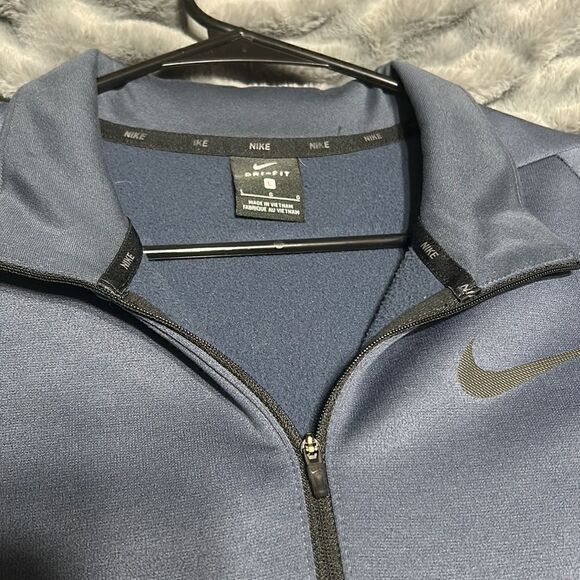 Nike Dri-Fit 3/4 Zip Hoodie - Picture 5 of 8